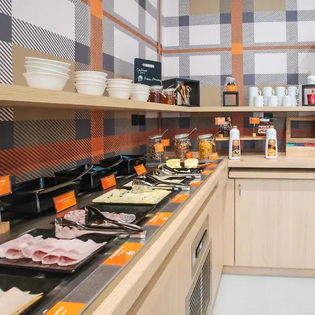 Hotel Easyhotel Euromed 2*
